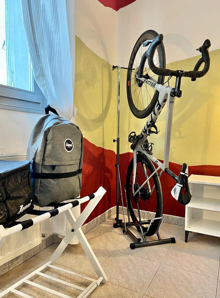 Zappi Cycling Hotel Риоло Терме Екстериор снимка