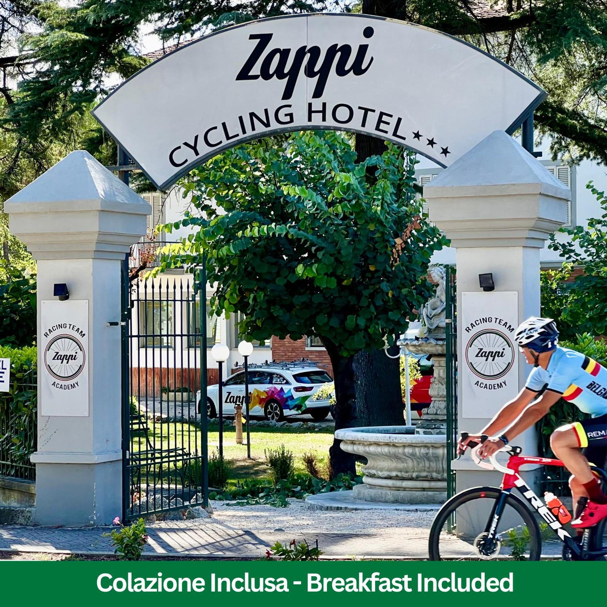 Zappi Cycling Hotel Риоло Терме Екстериор снимка
